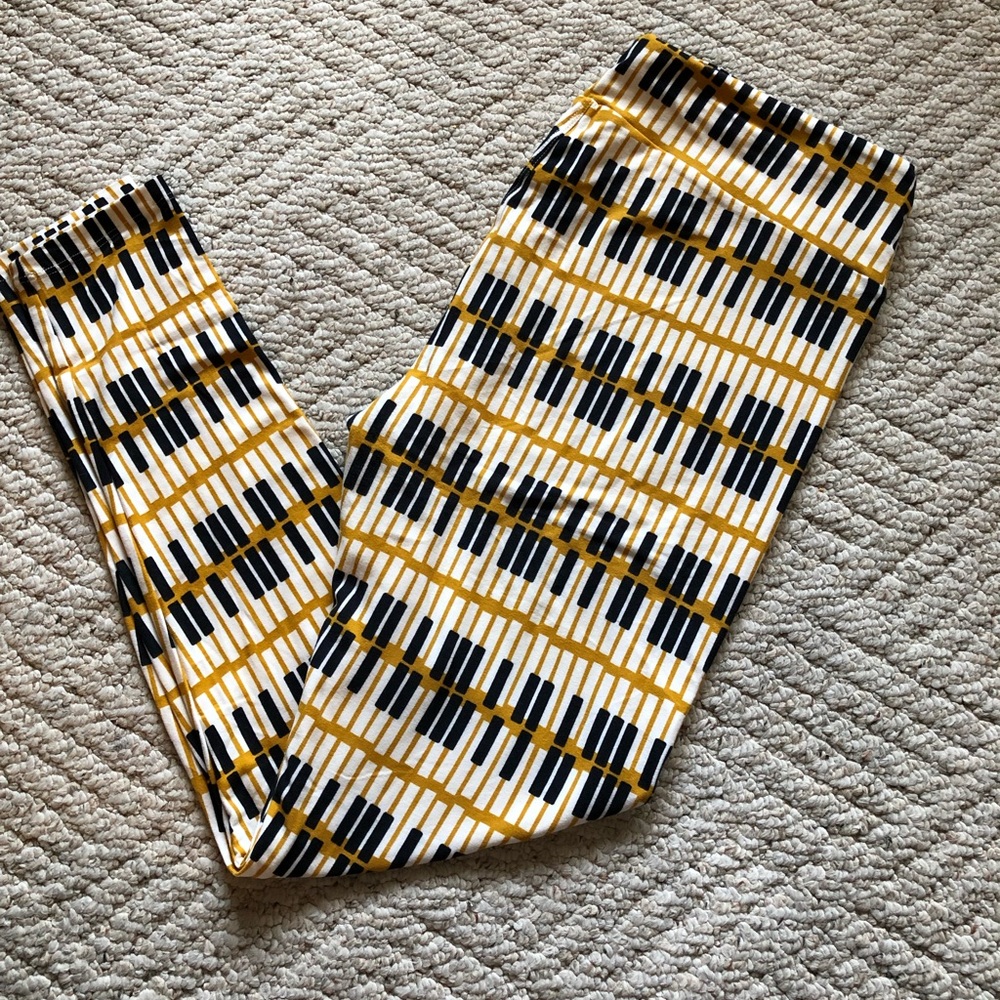 TC Lularoe leggings!!